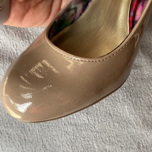 Madden Girl Patent Ohlala High Heel with Strap Size 7 - Picture 5 of 8